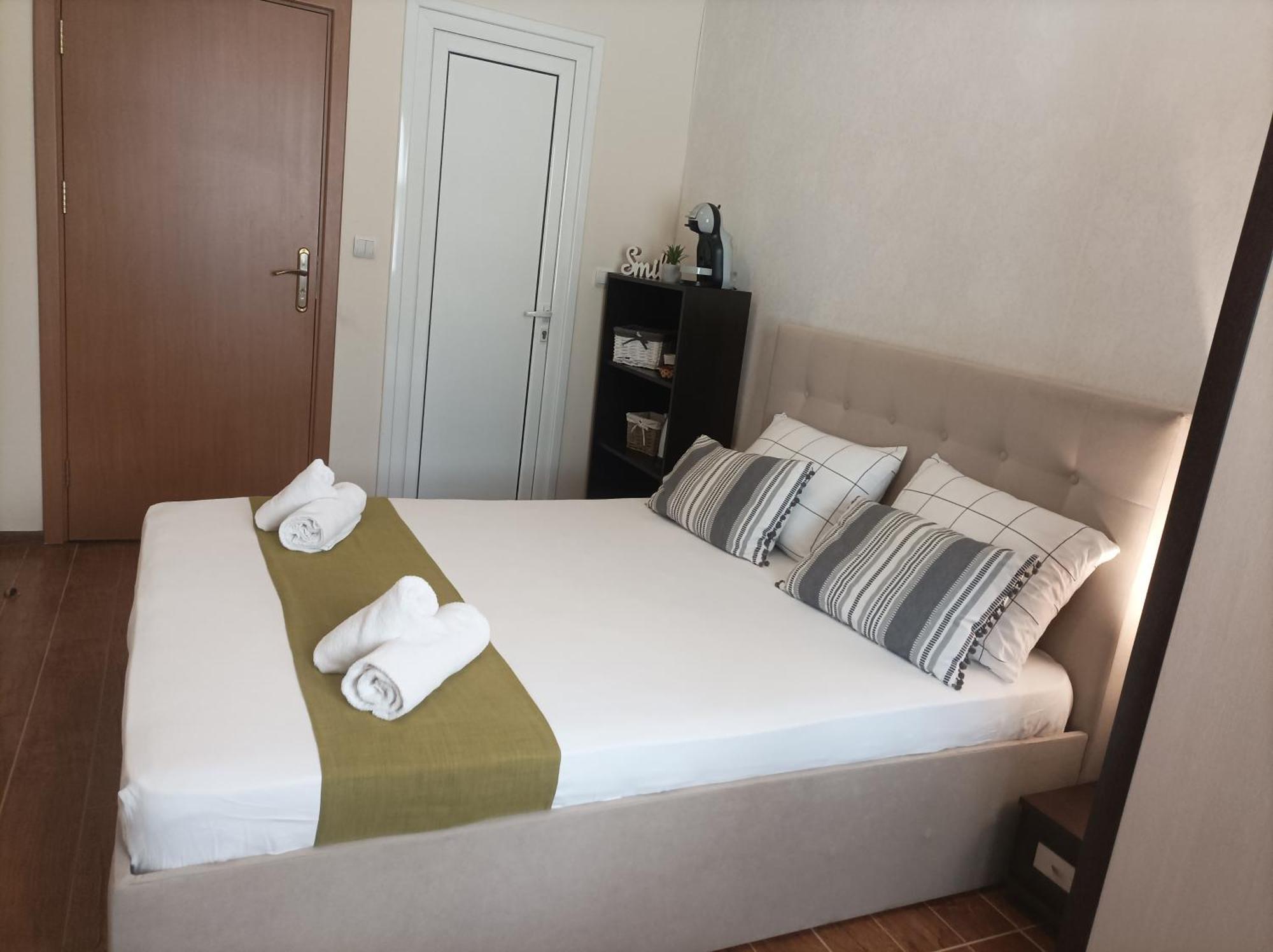 Cosy Apartments And Spectacular Rooms Fotiadis เวลีคอเทอร์โนโว ภายนอก รูปภาพ