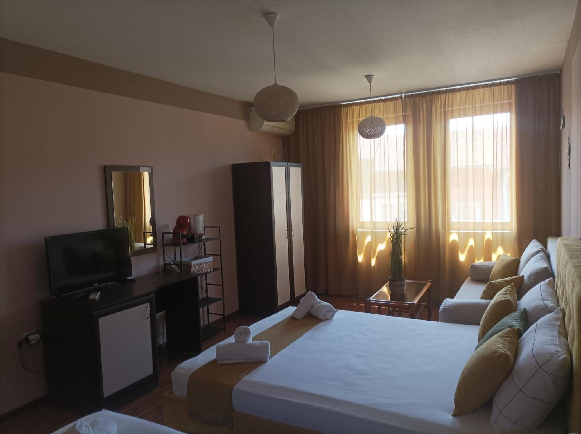 Cosy Apartments And Spectacular Rooms Fotiadis เวลีคอเทอร์โนโว ภายนอก รูปภาพ