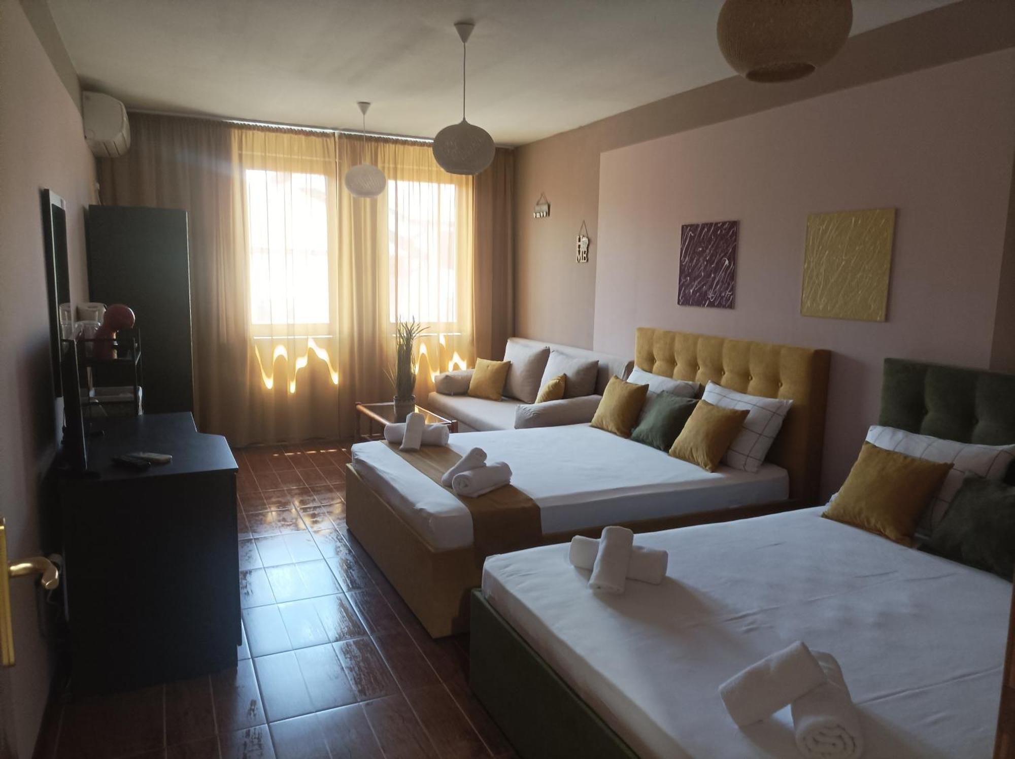 Cosy Apartments And Spectacular Rooms Fotiadis เวลีคอเทอร์โนโว ภายนอก รูปภาพ
