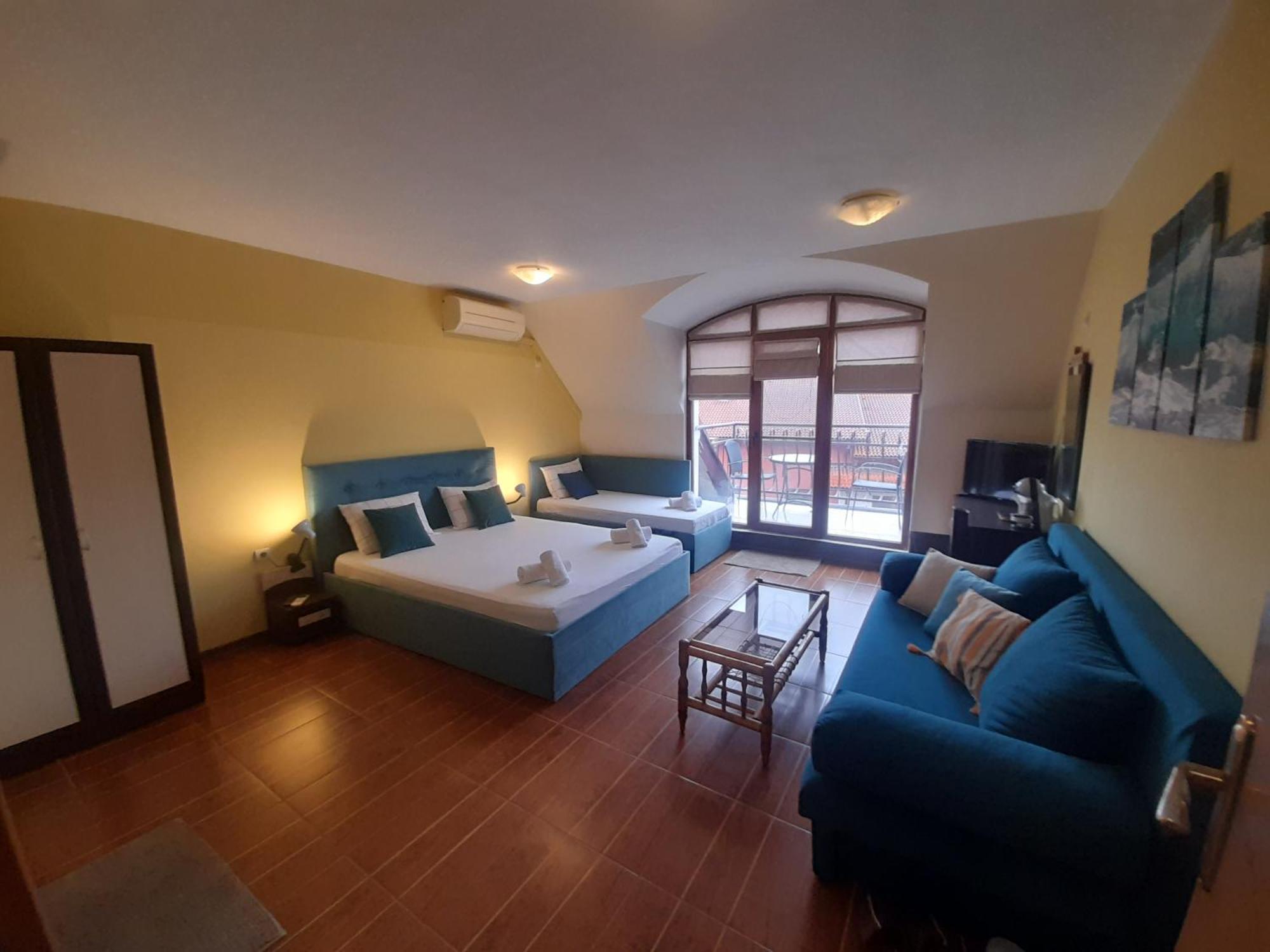 Cosy Apartments And Spectacular Rooms Fotiadis เวลีคอเทอร์โนโว ภายนอก รูปภาพ